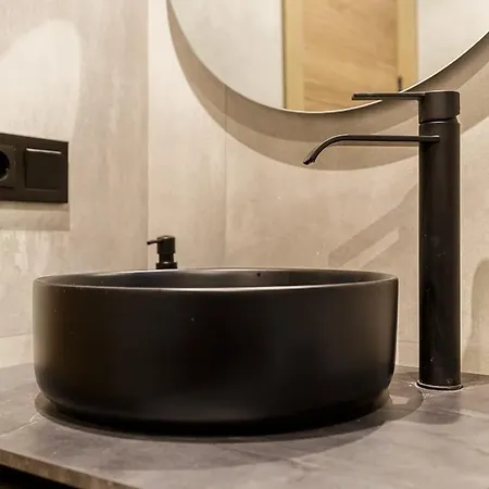 Cozy Close To Puerto Banus Marbella