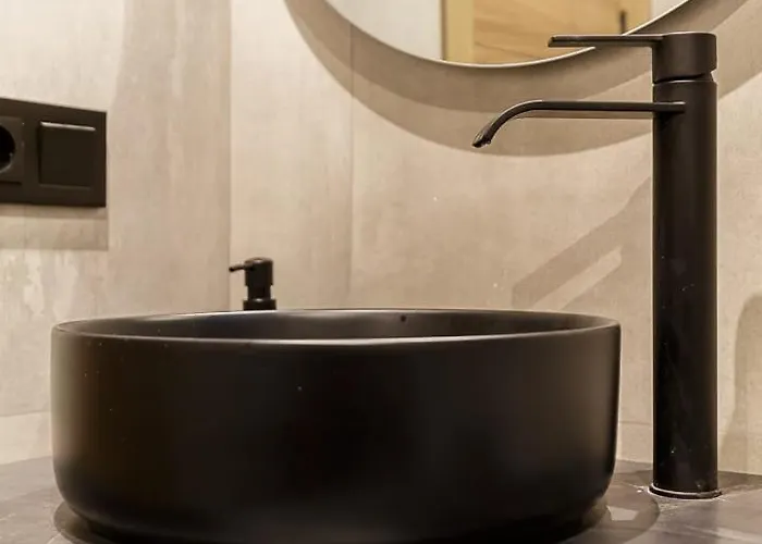 Cozy Close To Puerto Banus Marbella